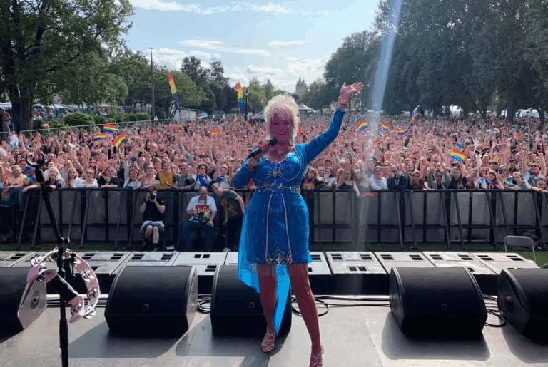 Beebi Del - A Tribute to Dolly Parton