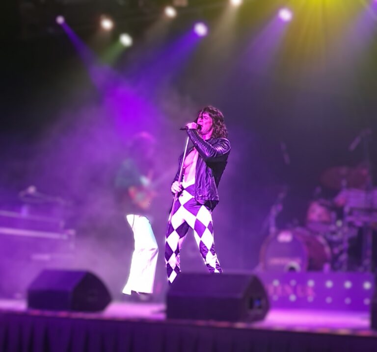 Qween UK - A Tribute to Freddie Mercury and Queen